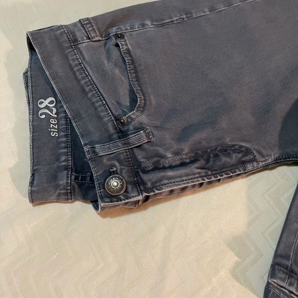 J.Crew Toothpick Chino in Gray, Sz 28, Line new - Picture 8 of 8